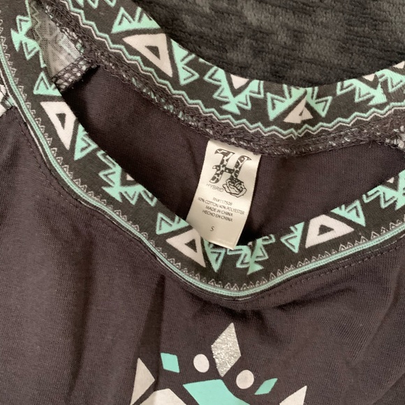 Shirt - Picture 2 of 2